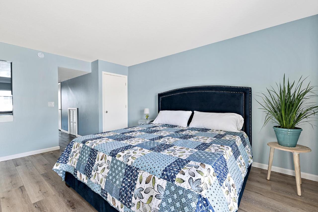 Blue View Inn Melbourne Shores Bagian luar foto